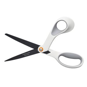 Krejčovské nůžky  FISKARS PREMIER titanové, Non stick, s měkkou ergonomickou rukojetí, celková délka 21 cm
